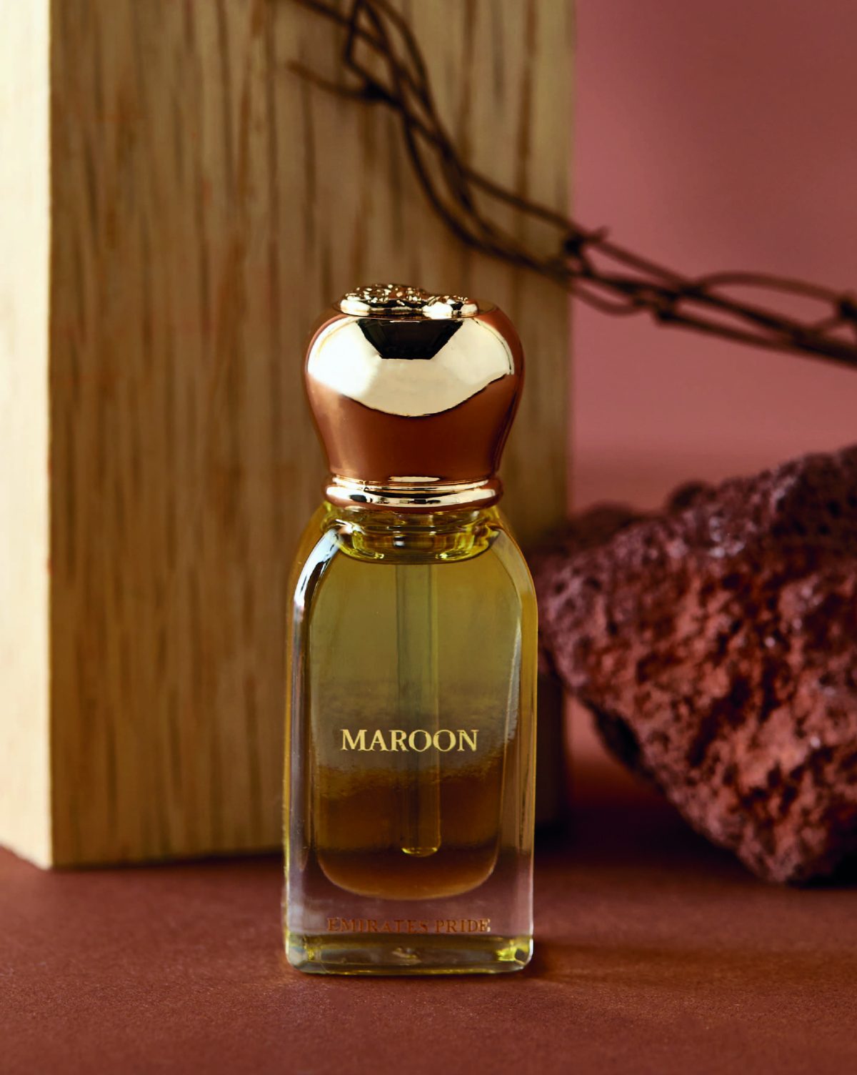 Maroon – Oil